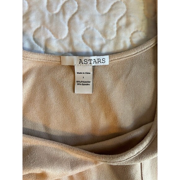 Astars Beige Pocket Tank Top | Soft size large - Picture 3 of 3